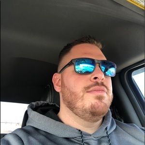 Meet your Posher, Alexander